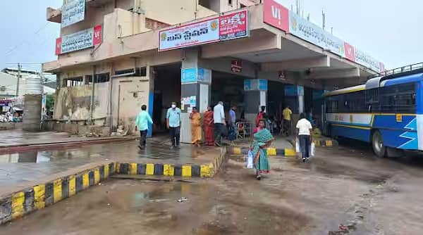 Gudivada Bus Station, Andhra Pradesh